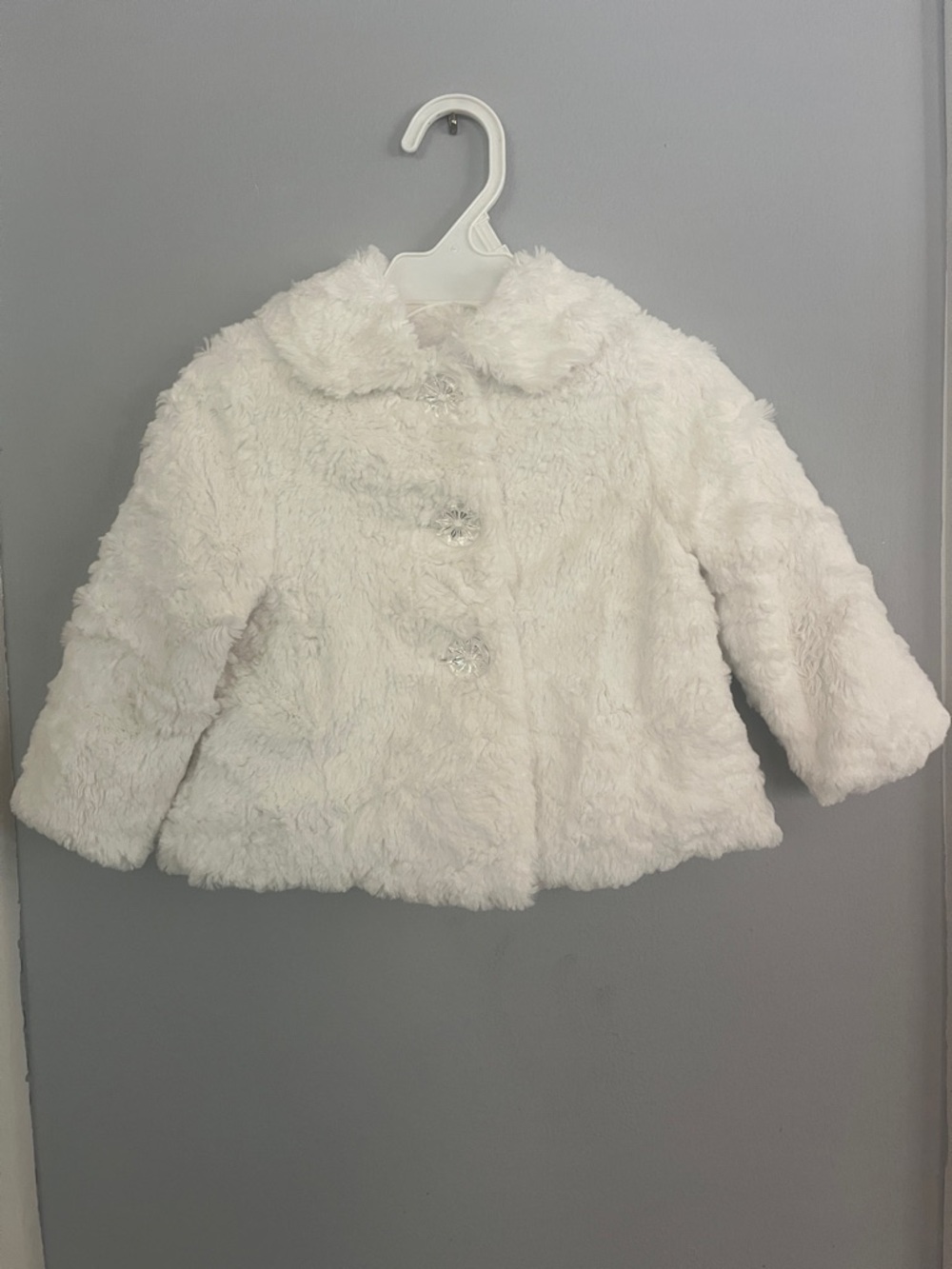 Old Navy Girls' Faux Fur Coat - White size 6-12 months